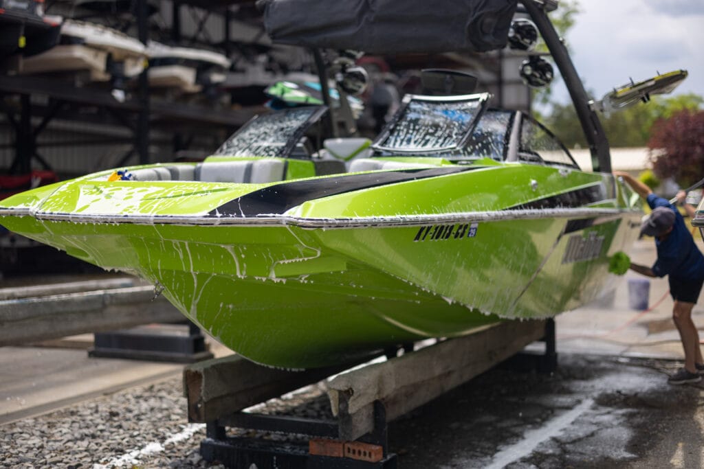 Boat oxidation removal service in Hendersonville TN